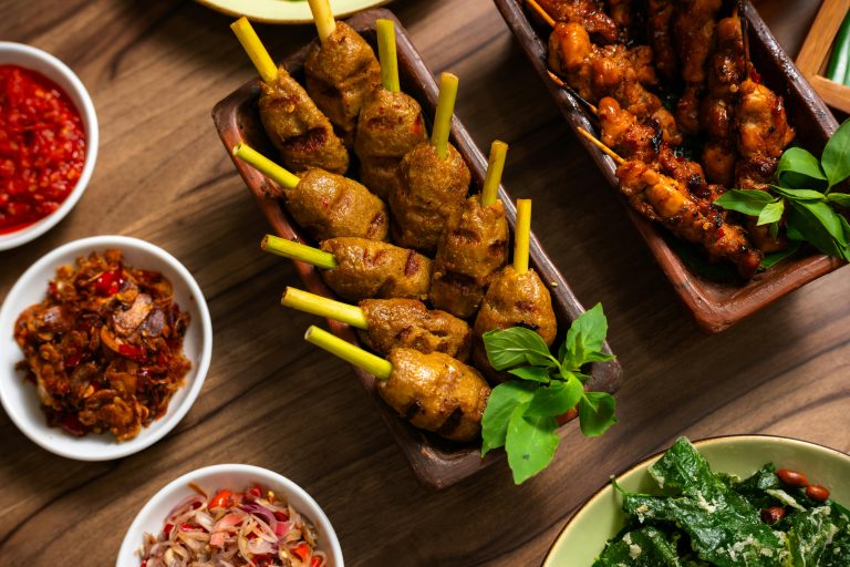 Kuliner Autentik Indonesia